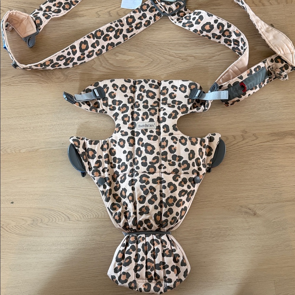BabyBjörn Carrier Mini Animal Print